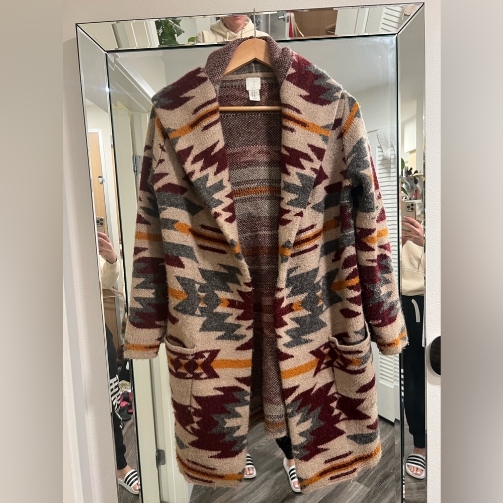 Joie jacket like new with pockets and hood